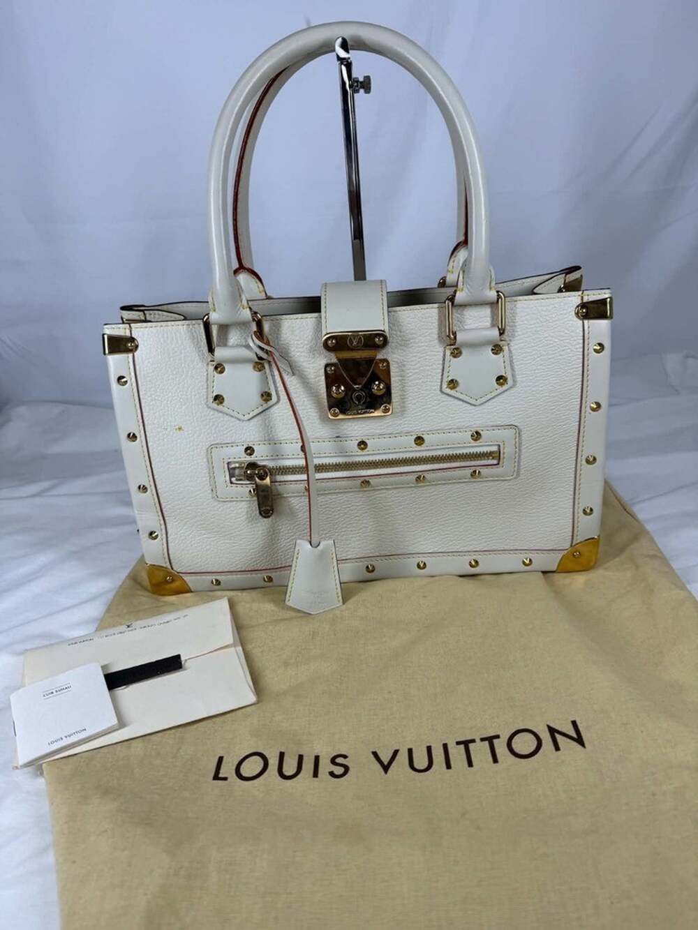 Louis Vuitton Suhali Le Fabuleux Shoulder Bag White Leather vintage SPB-TS 37351